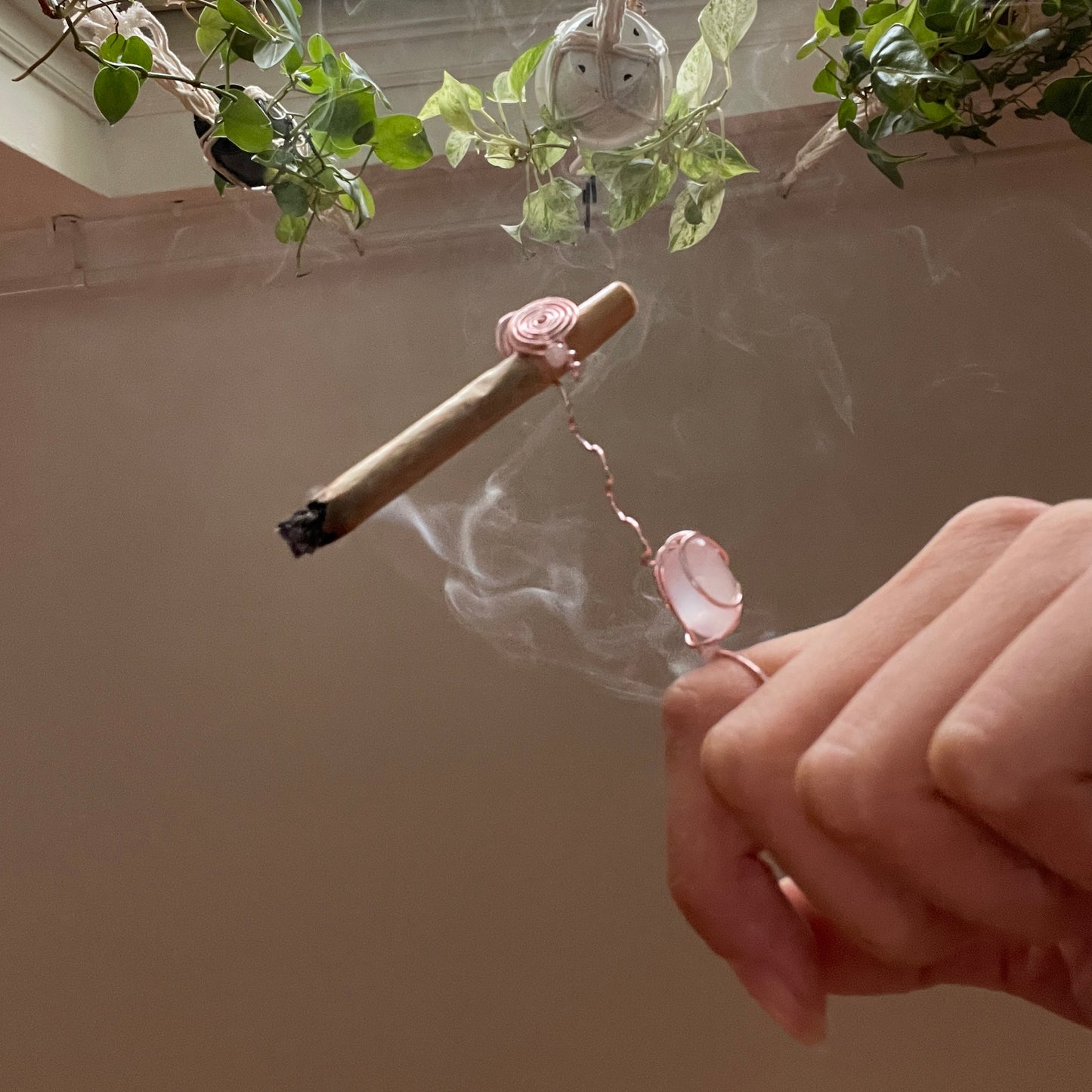 rose quartz heart - rose gold joint holder ring