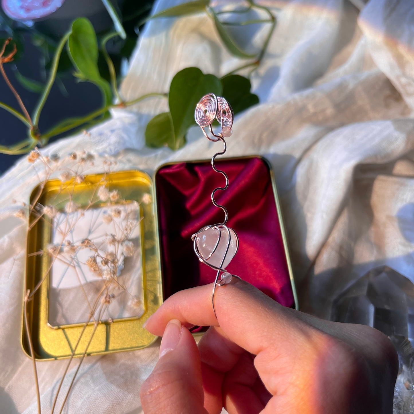 rose quartz heart - rose gold joint holder ring