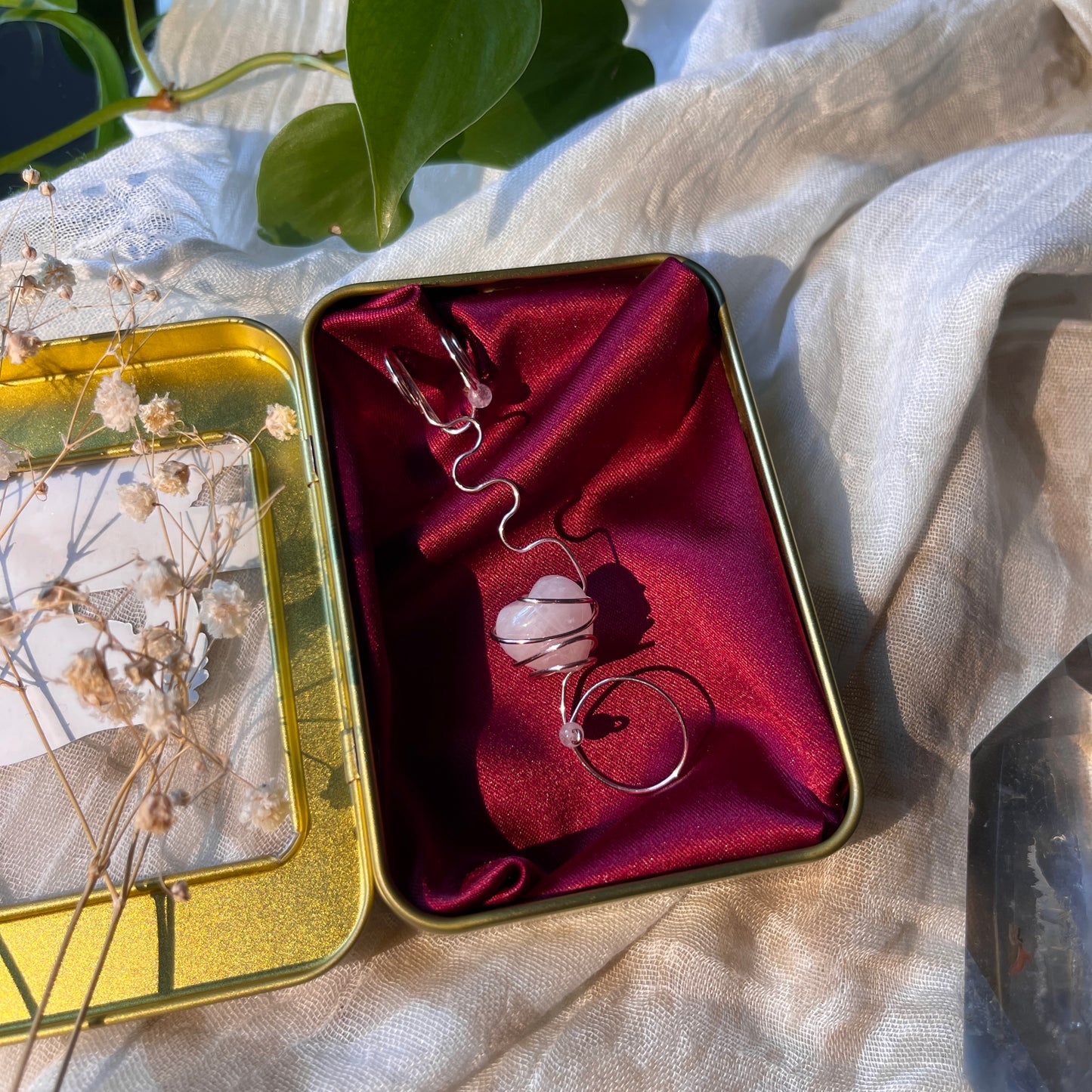 rose quartz heart - rose gold joint holder ring