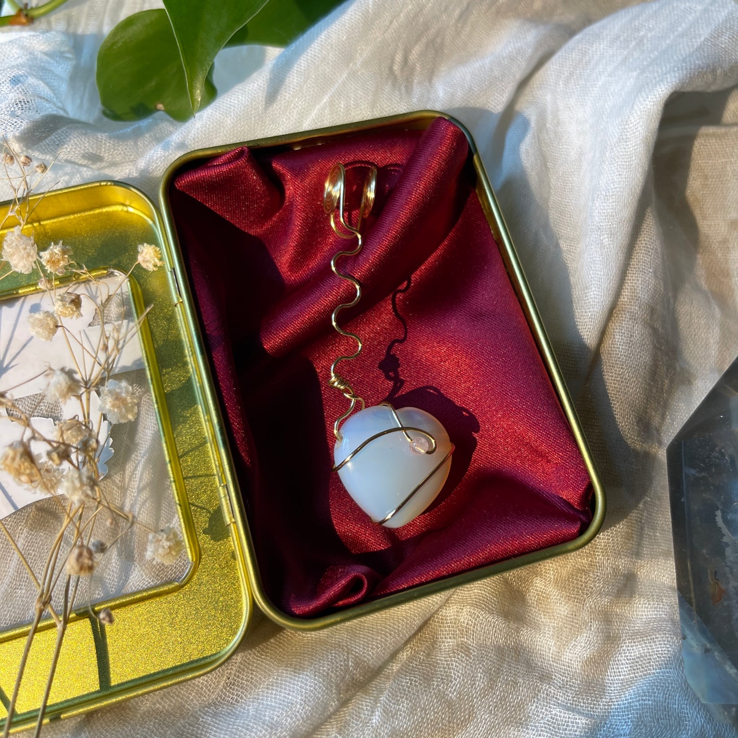 opalite heart - gold joint holder